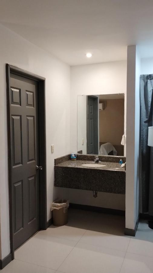 Hotel El Rancho Sabinas Hidalgo Luaran gambar